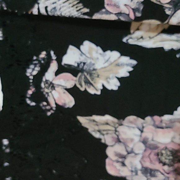 CATO COLD SHOULDER WOMEN'S SIZE SMALL - Picture 4 of 8